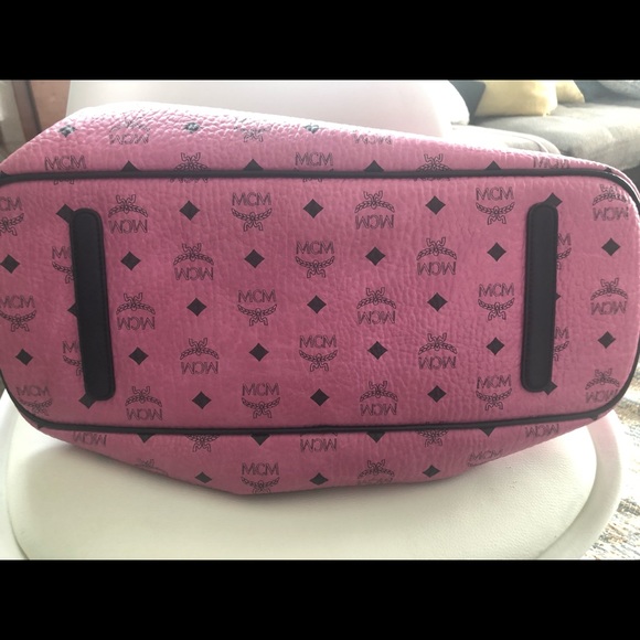 MCM Anya Shopper - Picture 4 of 8